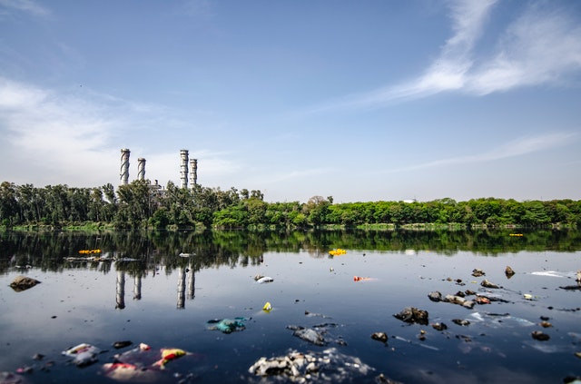 ¿Cómo funciona una planta de tratamiento de aguas residuales?